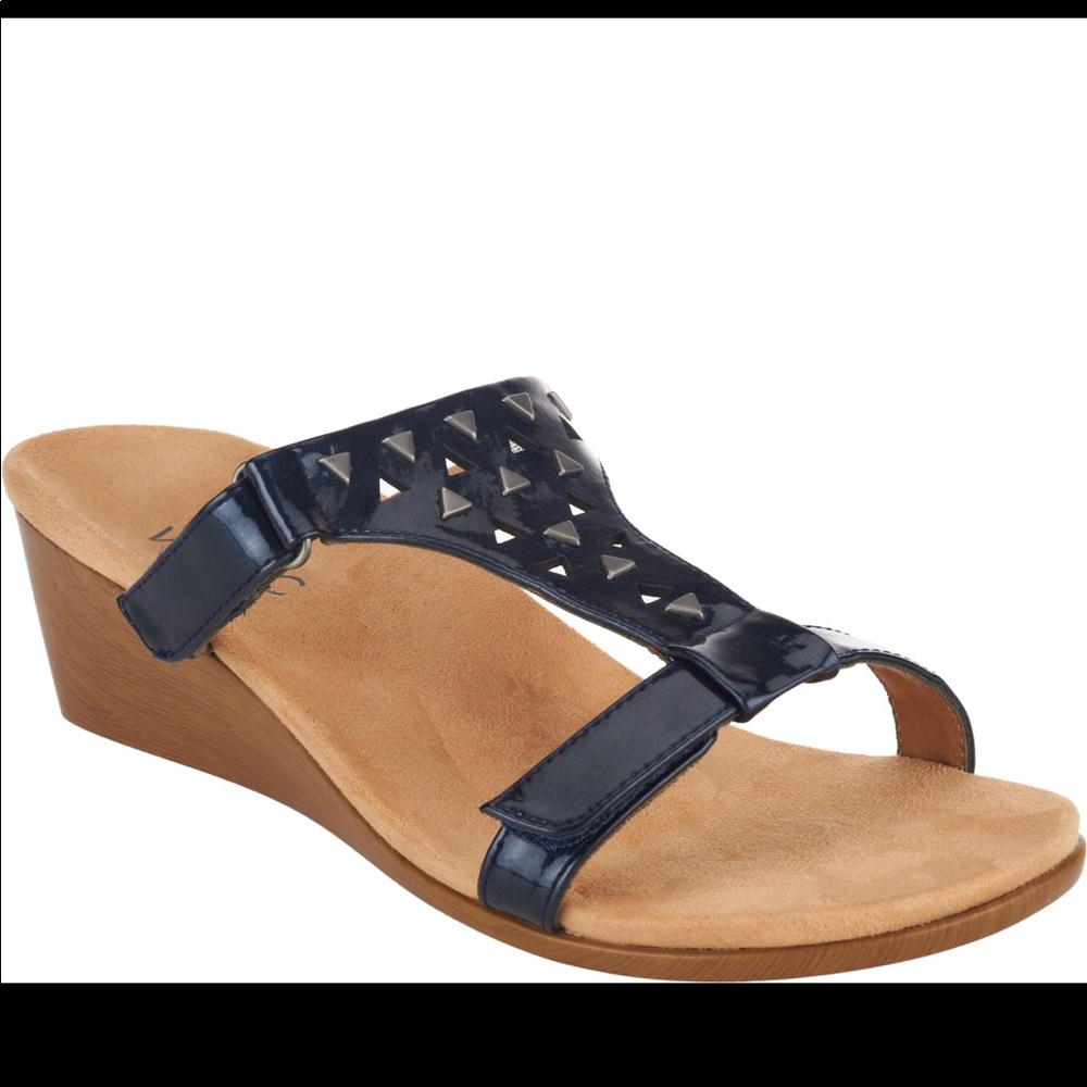 Vionic Maggie wedge sandal size 8 navy blue